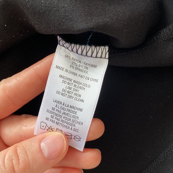 Black fit and flare skirt - Picture 3 of 3